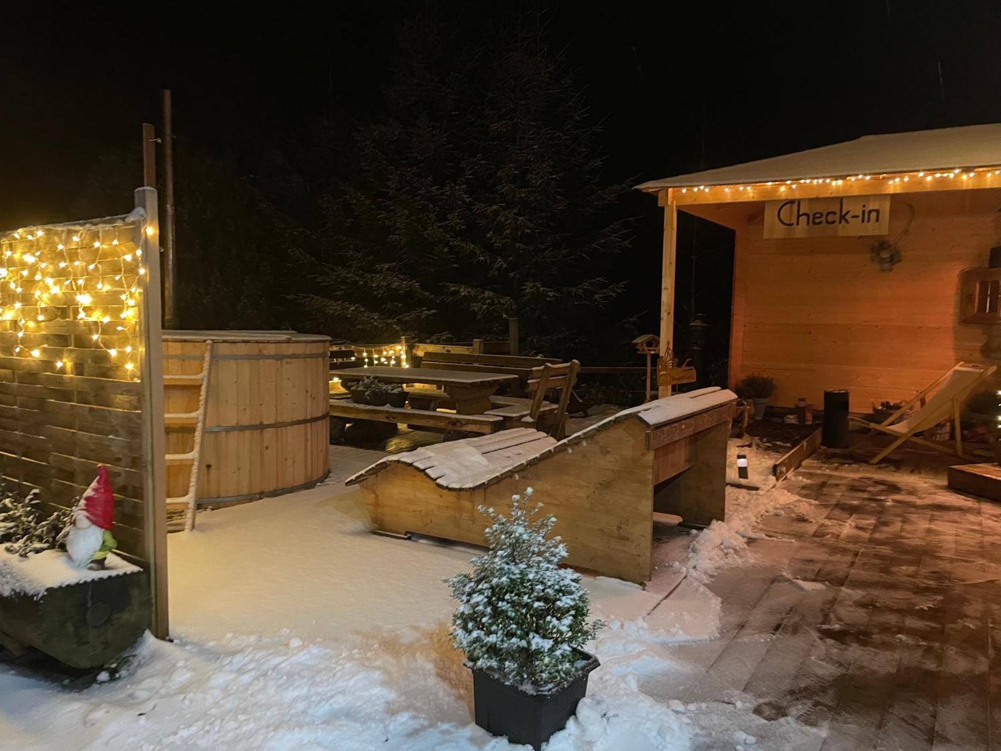 Weixl Schi&Bike Appartements-Bike In&Bike Out Neben Wexl Trails Bikepark St. Corona am Wechsel Exterior foto